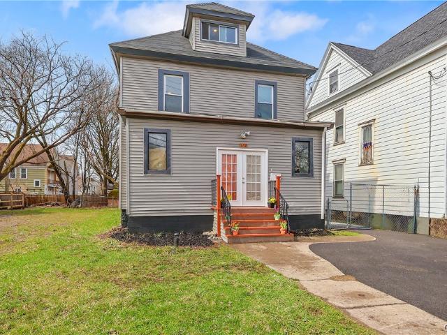 House for sale in Syracuse, New York