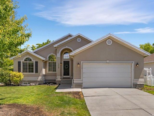 House for sale in Saratoga Springs, Utah