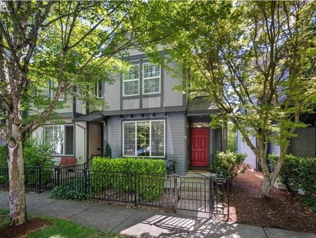 Townhouse for sale in Oregonia
