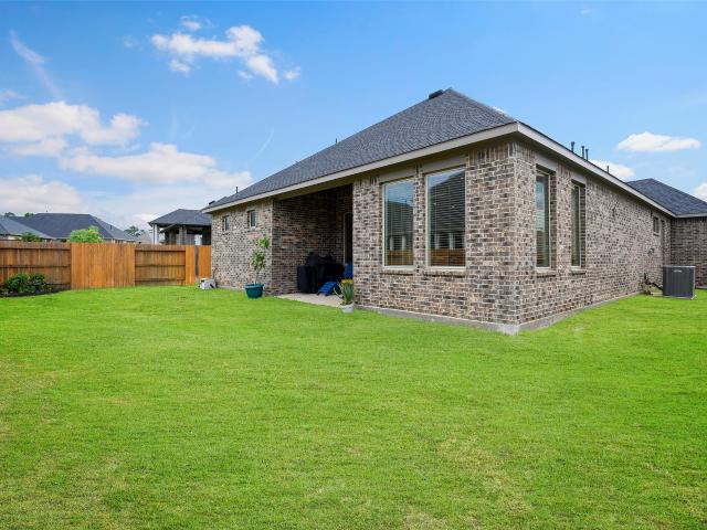 House for sale in Pinehurst, Texas