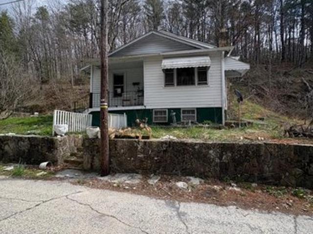 House for sale in Bluefield, West Virginia