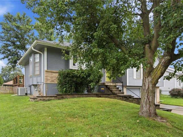 House for sale in Blue Springs, Missouri