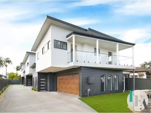 Condo for rent in Oak Flats Dc, New South Wales