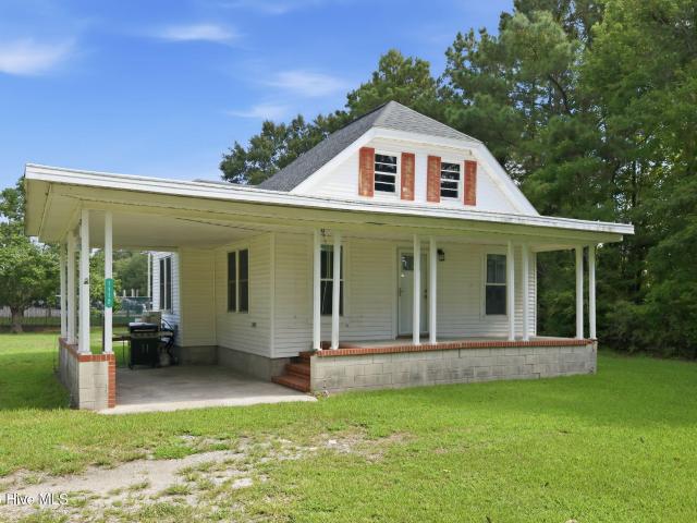 House for sale in Sunrise Point, Morehead City