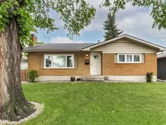 House for sale in Wedgewood, Alberta