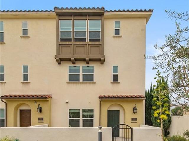Townhouse for sale in El Monte, California