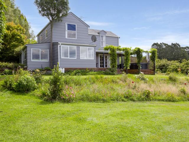 Property for sale in Whareroa