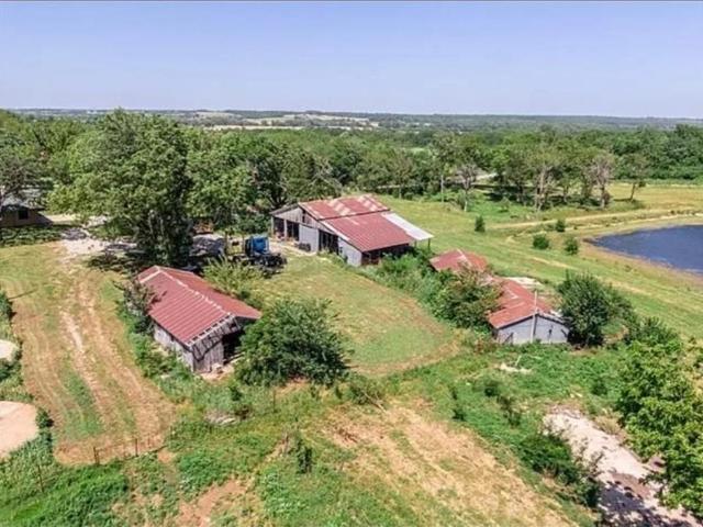 House for sale in Blue Mound, Linn County