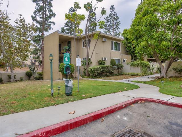 Townhouse for sale in Studio City Neighborhood Council District, Canoga Park
