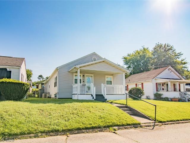 House for sale in Parkersburg, West Virginia