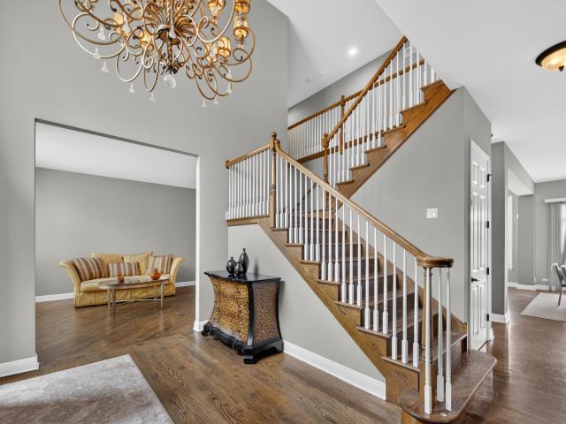 House for sale in Inverness, Illinois