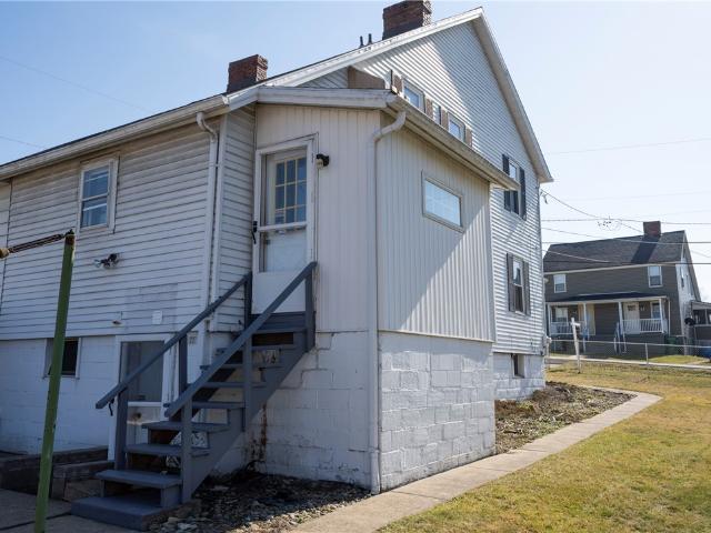 House for sale in Hostetter, Pennsylvania