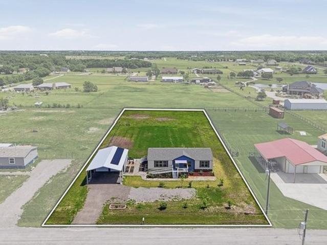 House for sale in Howe, Texas