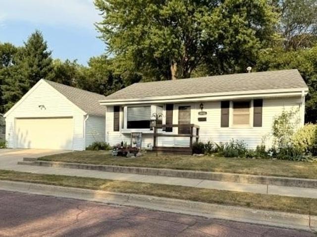 House for sale in Windom, Minnesota