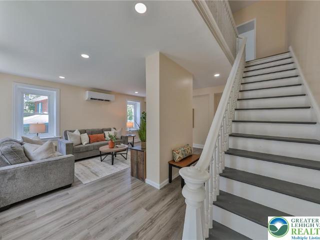 House for sale in Mountainville, Salisbury