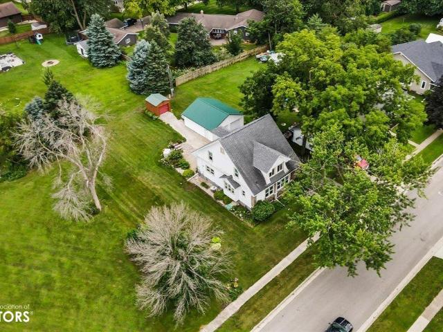House for sale in Aplington, Iowa