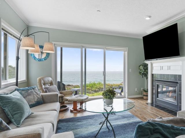Condo for sale in Oregonia