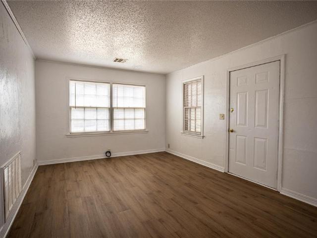 House for sale in Clinton, Custer County