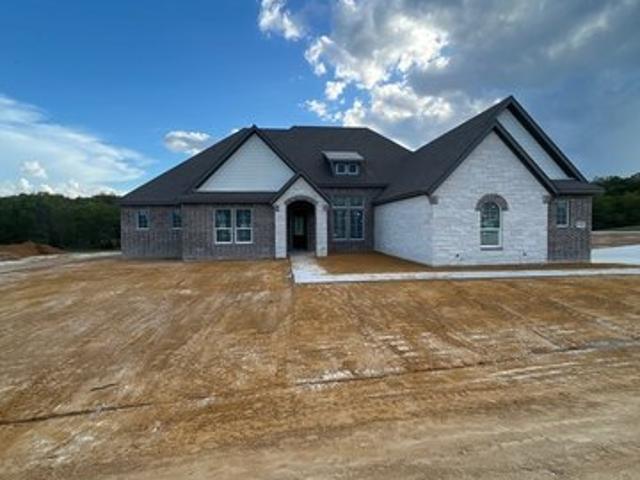 House for sale in Van Alstyne, Grayson County