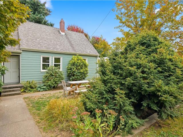 House for sale in Parkrose Heights, Portland