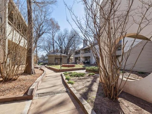 Condo for sale in Oklahoma City, Oklahoma