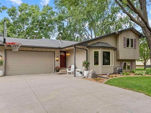 House for sale in Champlin, Hennepin County