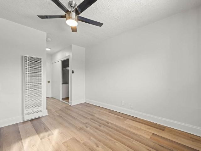 Apartment for rent in Inglewood, California