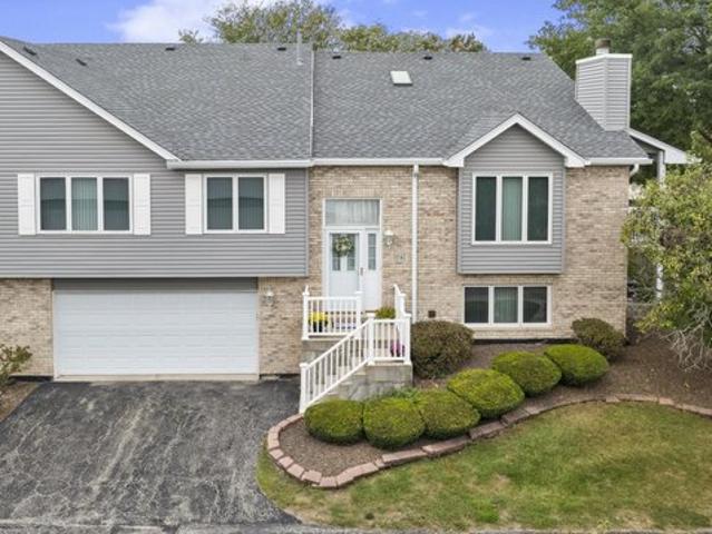 Townhouse for sale in Orland Park, Illinois