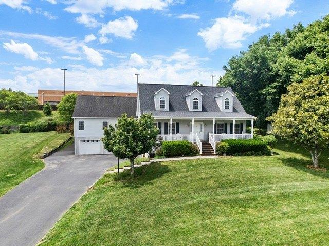House for sale in Virginia
