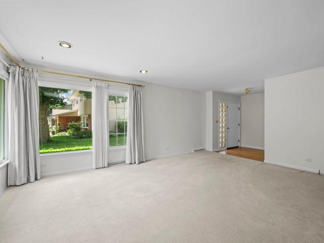 House for sale in Mount Prospect, Illinois