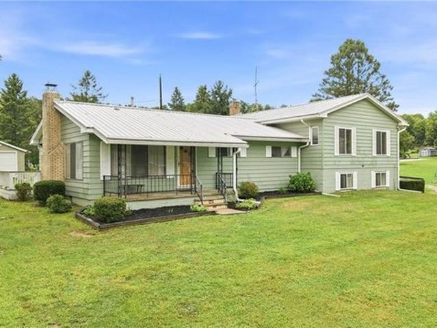 House for sale in Crawford, Pennsylvania