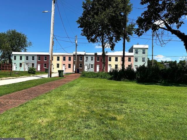 Townhouse for sale in Gibsonton, Maryland