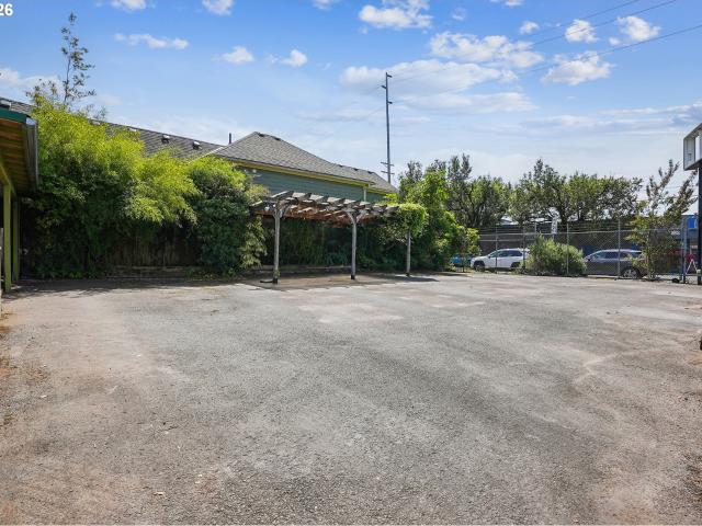Commercial for sale in Oregonia