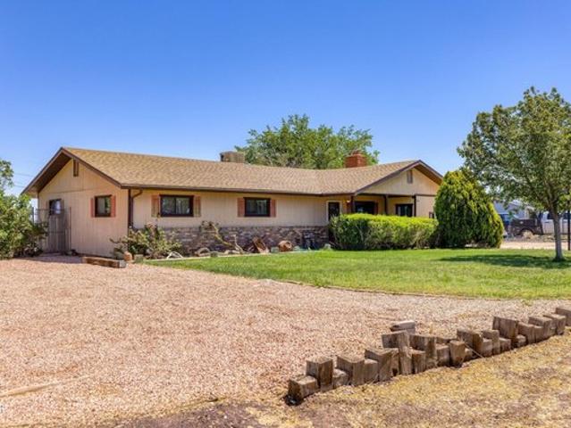 House for sale in Navajo, Arizona