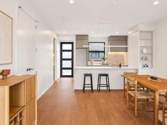Townhouse for sale in Swanson, Waitākere Ranges