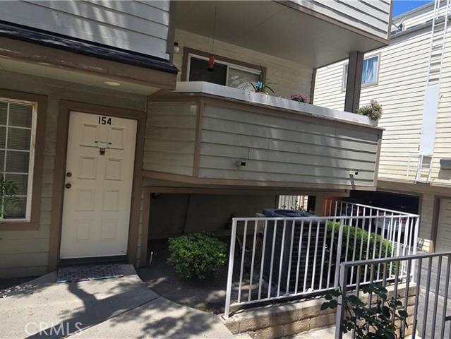 Townhouse for sale in Pacoima, Pacoima Neighborhood Council