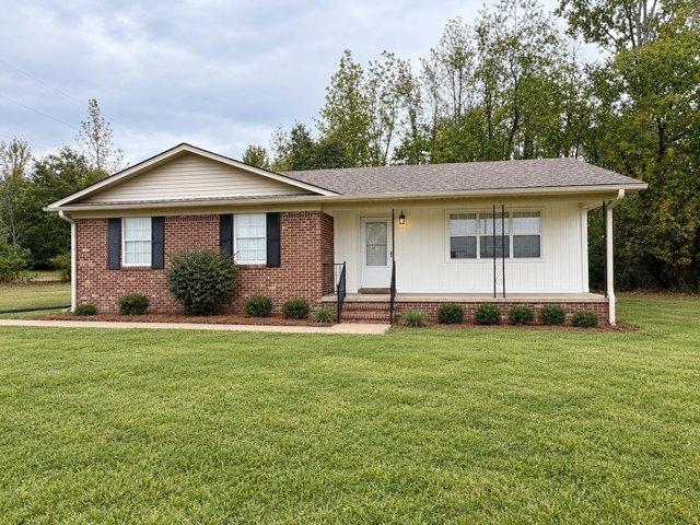 House for sale in Guys, West Tennessee