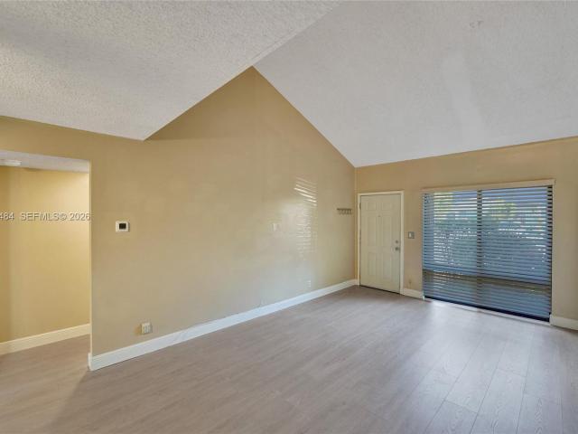 Townhouse for rent in Sunrise, Florida