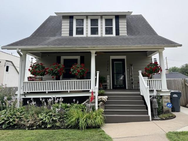 House for sale in Clinton, Iowa