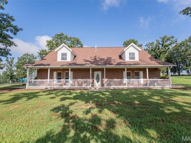 House for sale in Belle, Maries County