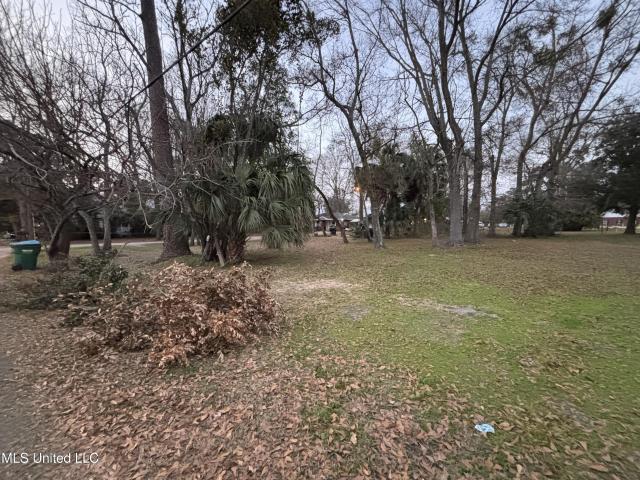 Land for sale in Ocean Springs, Mississippi