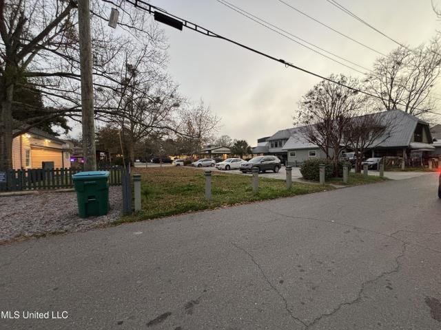 Land for sale in Ocean Springs, Mississippi