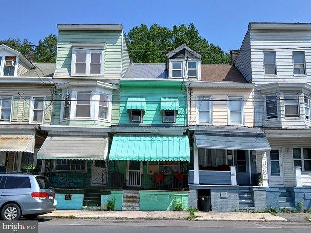 Townhouse for sale in Mahanoy City, Pennsylvania