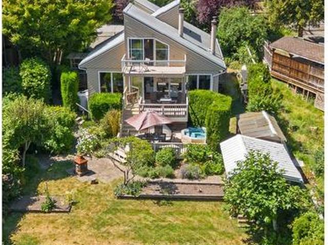 House for sale in Bowen Island, British Columbia