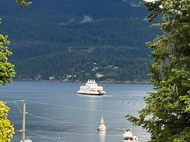 House for sale in Bowen Island, British Columbia