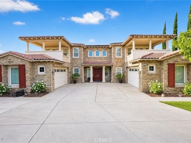 House for sale in Corona, California