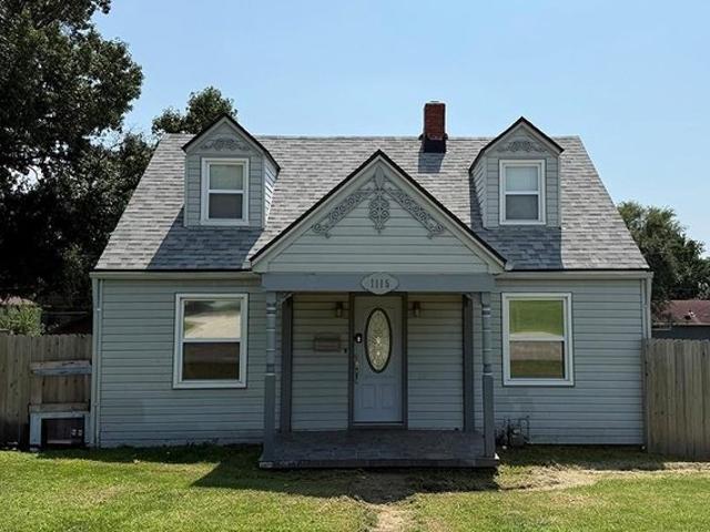 House for sale in Fort Leavenworth, Leavenworth