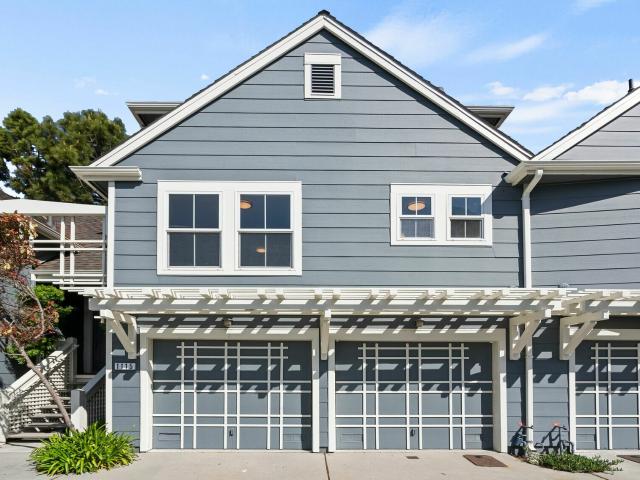 Townhouse for sale in Foster City
