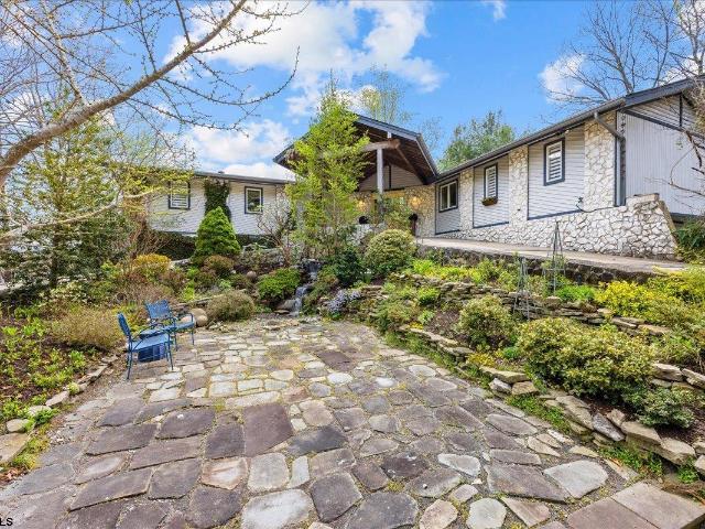 House for sale in Dorothy, New Jersey