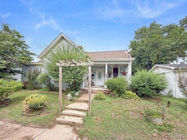 House for sale in Newllano, Missouri